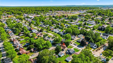 1628 Longwood Drive Mayfield Heights OH 44124
