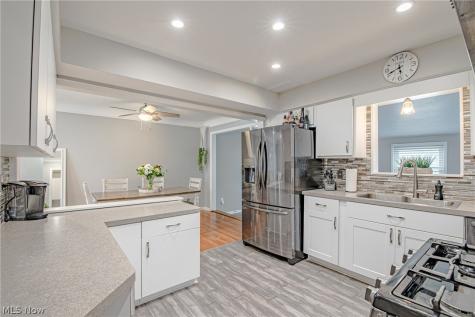 10340 Terrace Court Parma OH 44130