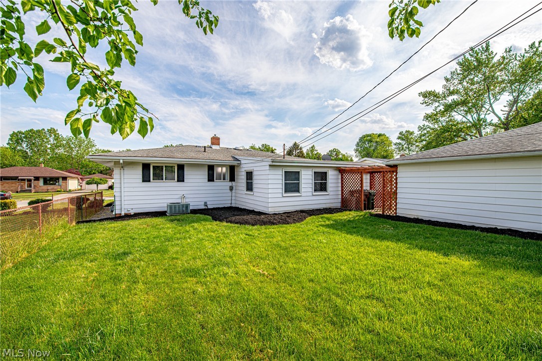 10340 Terrace Court Parma OH 44130