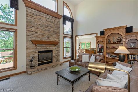 7496 Berkeley Lane North Royalton OH 44133