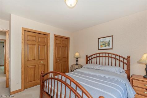 7496 Berkeley Lane North Royalton OH 44133