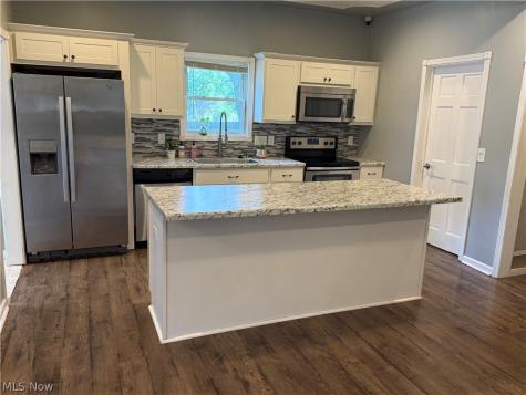 631 Mill Avenue Amherst OH 44001