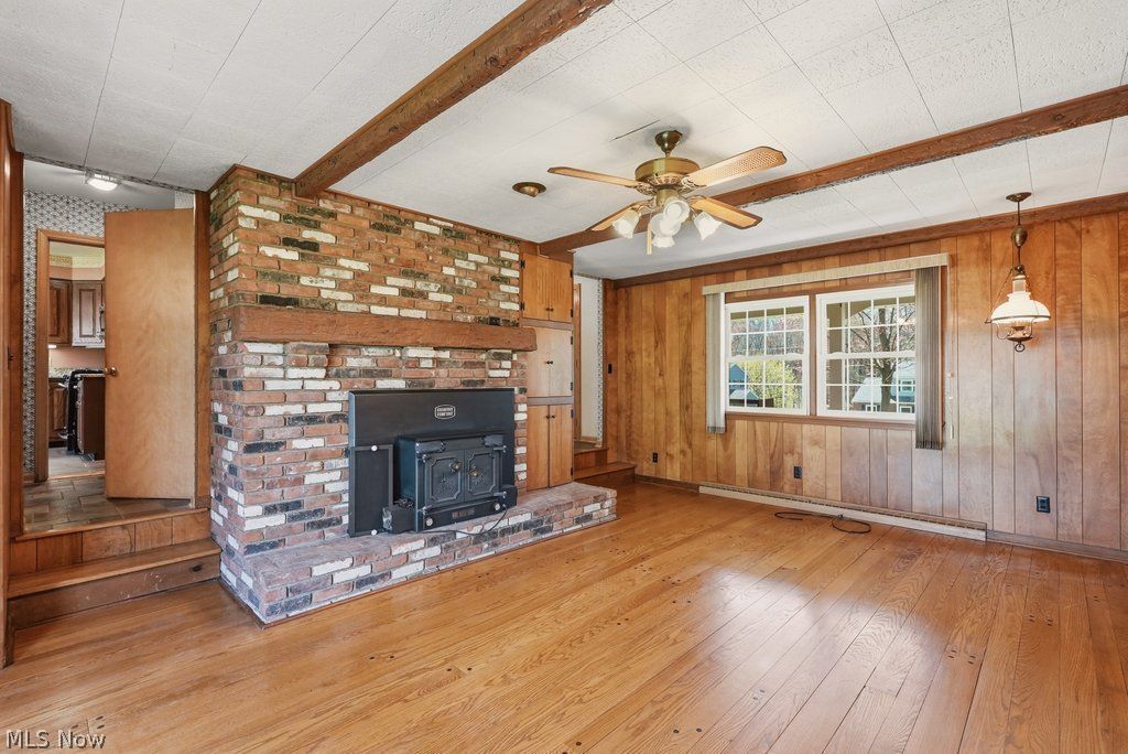 171 Hiram College Drive Sagamore Hills OH 44067