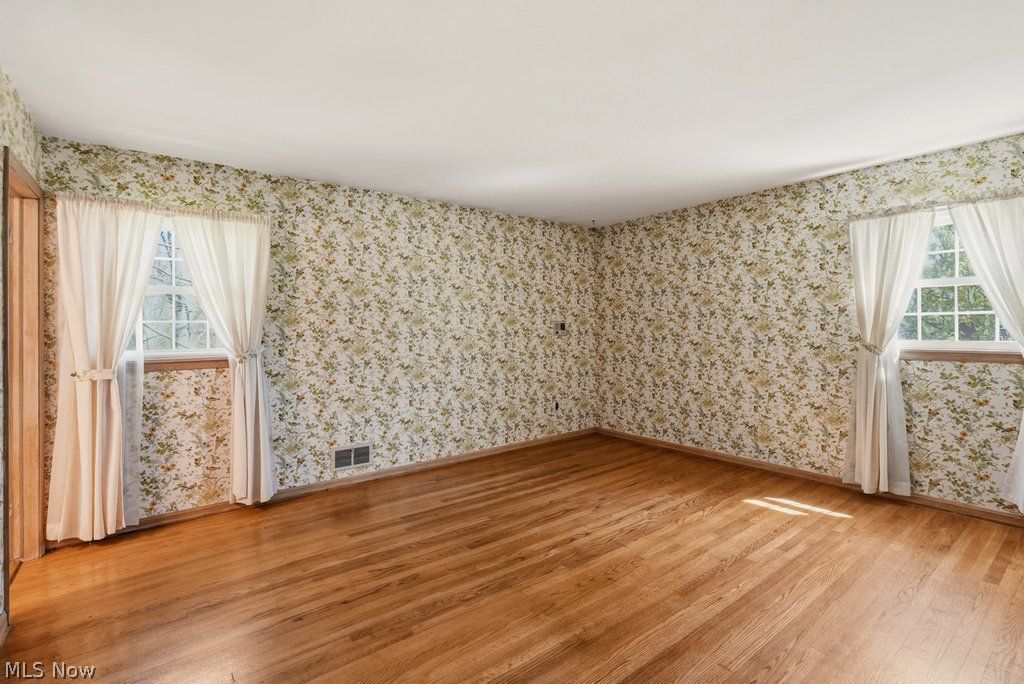 171 Hiram College Drive Sagamore Hills OH 44067