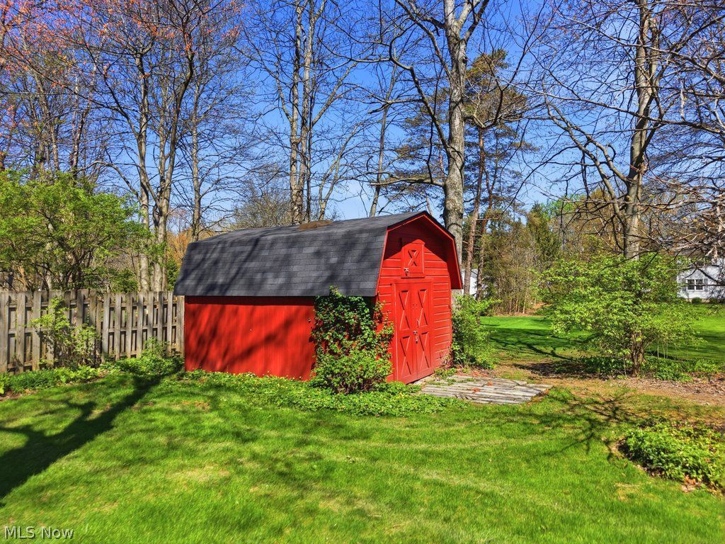 171 Hiram College Drive Sagamore Hills OH 44067