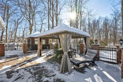 1054 Fireside Drive Brunswick OH 44212