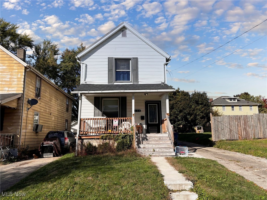 238 E Main Street Girard OH 44420