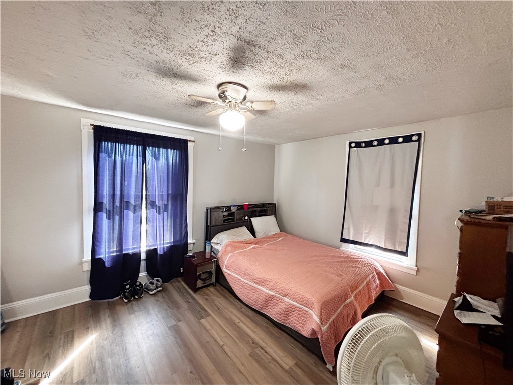 238 E Main Street Girard OH 44420