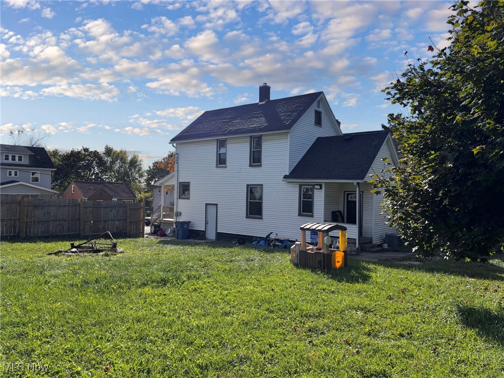 238 E Main Street Girard OH 44420
