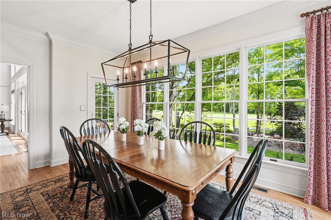 312 Aberdeen Lane Aurora OH 44202