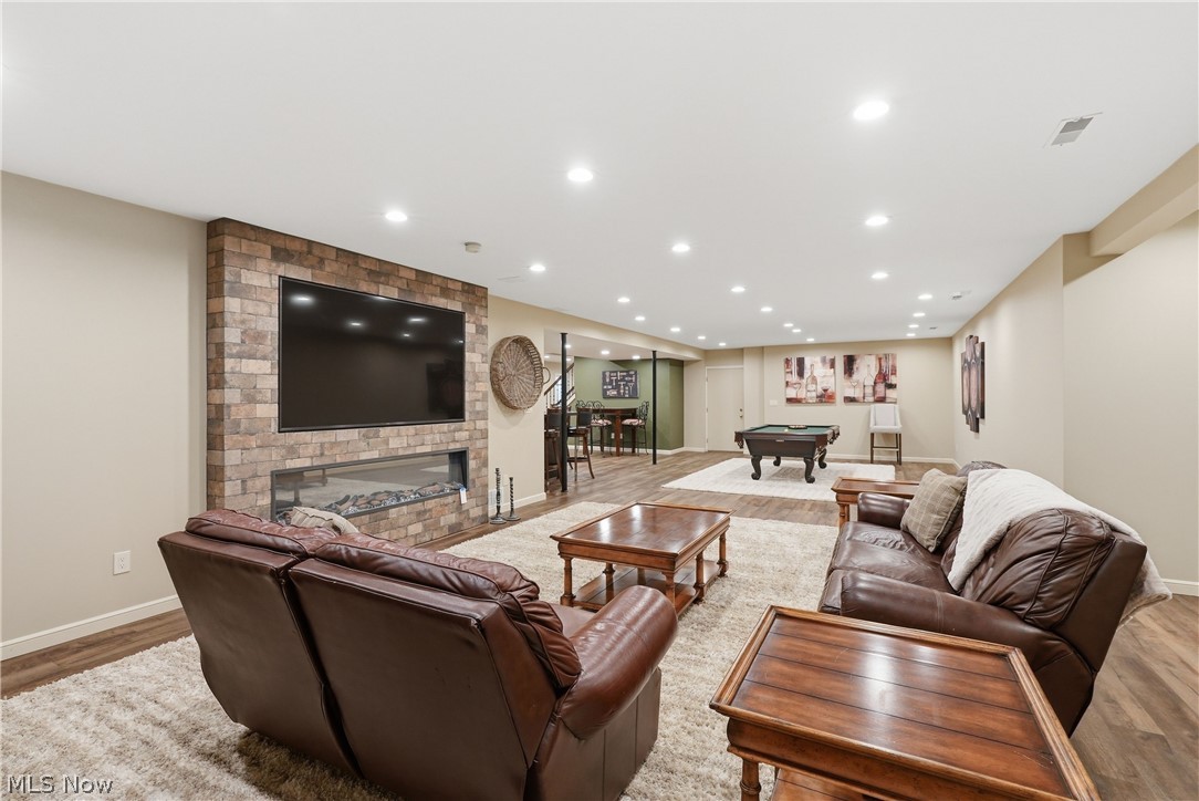 312 Aberdeen Lane Aurora OH 44202