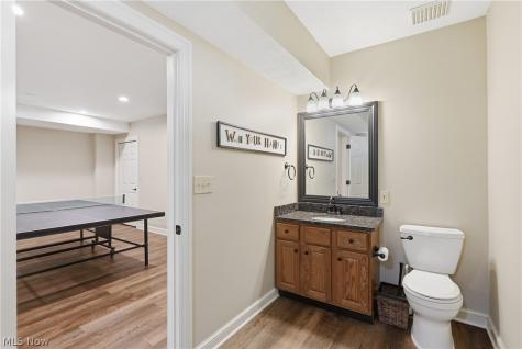 312 Aberdeen Lane Aurora OH 44202