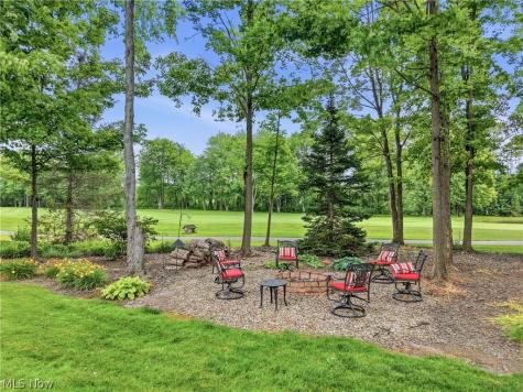 312 Aberdeen Lane Aurora OH 44202