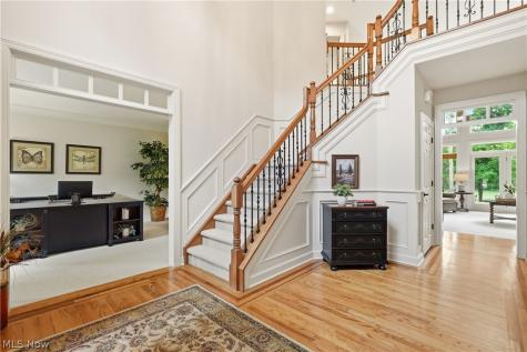 312 Aberdeen Lane Aurora OH 44202