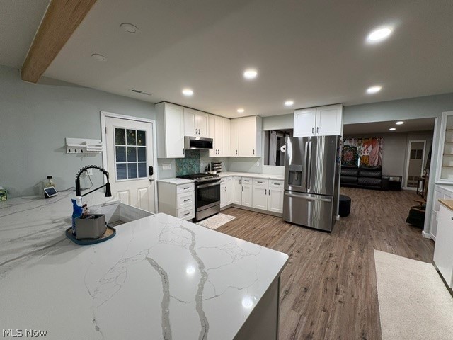 8264 Cedar Road Chesterland OH 44026