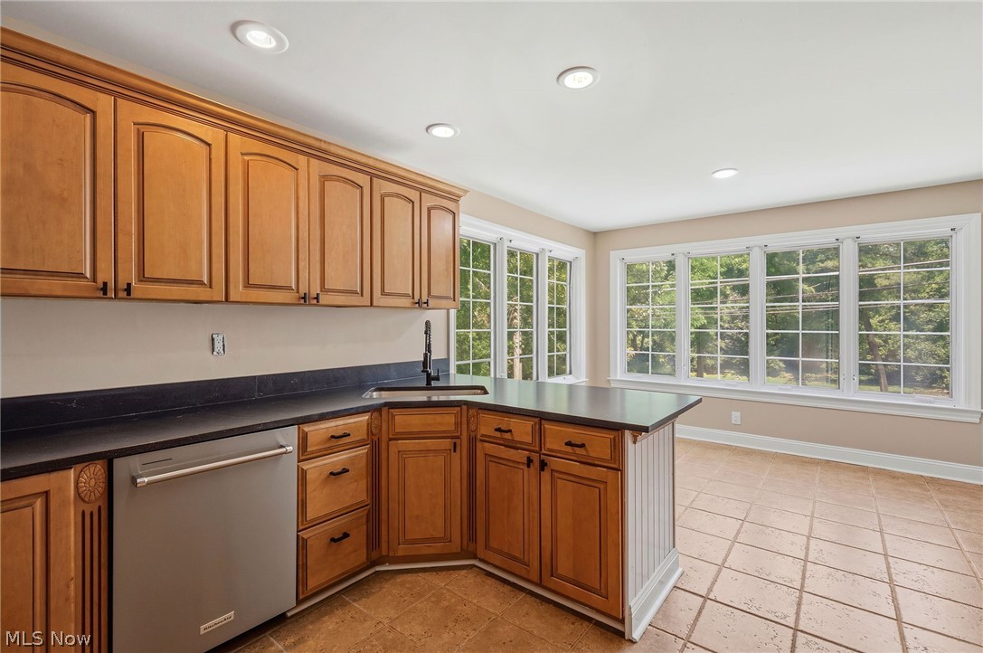 7750 Lewis Road Olmsted Falls OH 44138