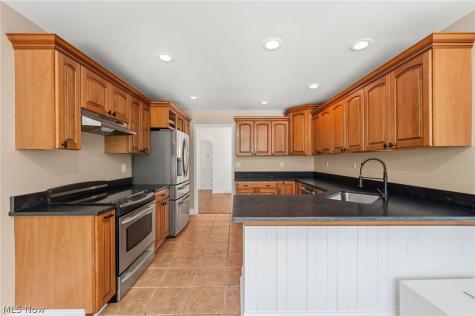 7750 Lewis Road Olmsted Falls OH 44138