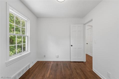 7750 Lewis Road Olmsted Falls OH 44138