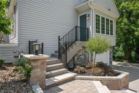 7750 Lewis Road Olmsted Falls OH 44138