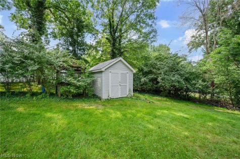 7750 Lewis Road Olmsted Falls OH 44138