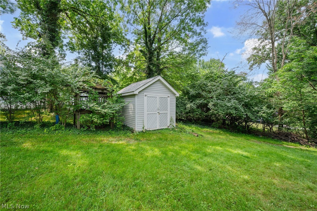 7750 Lewis Road Olmsted Falls OH 44138