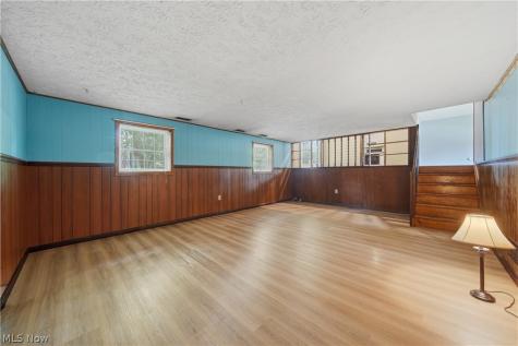 1819 Stonehenge Avenue NW Massillon OH 44646