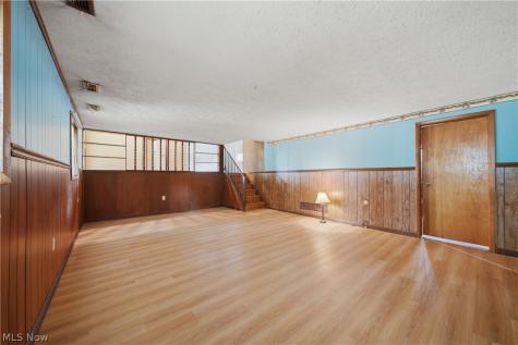 1819 Stonehenge Avenue NW Massillon OH 44646