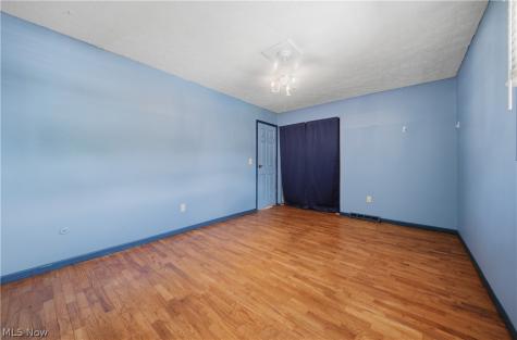 1819 Stonehenge Avenue NW Massillon OH 44646