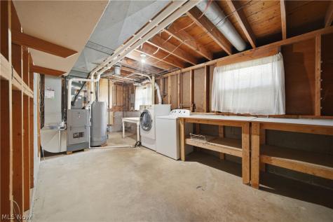 1819 Stonehenge Avenue NW Massillon OH 44646