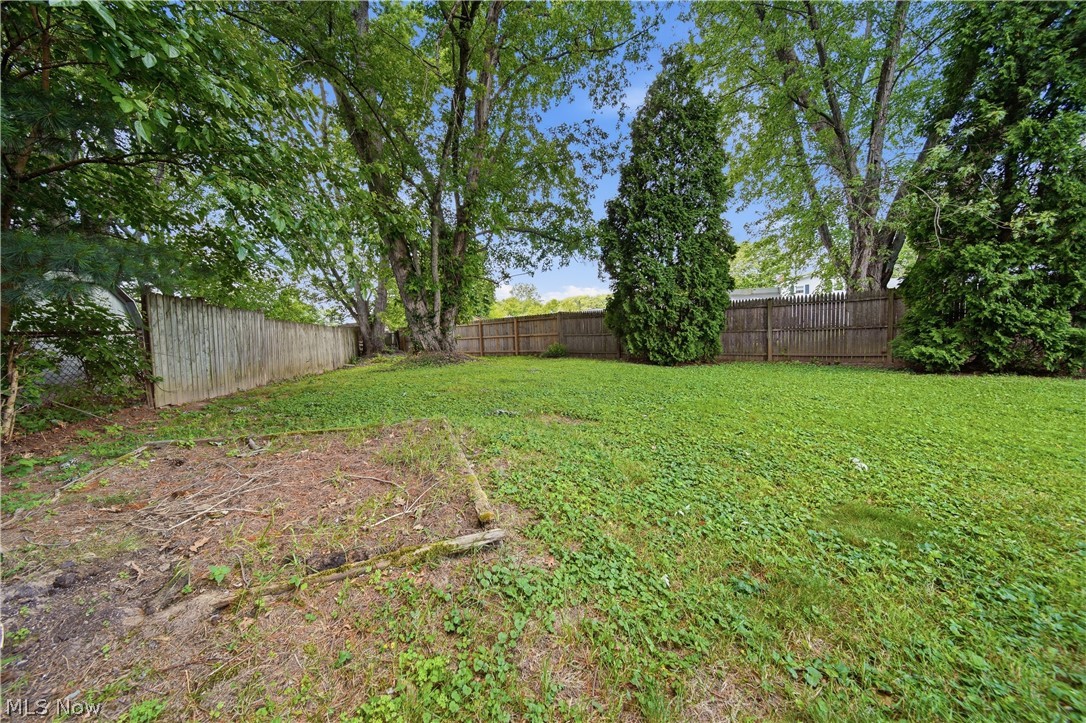 1819 Stonehenge Avenue NW Massillon OH 44646