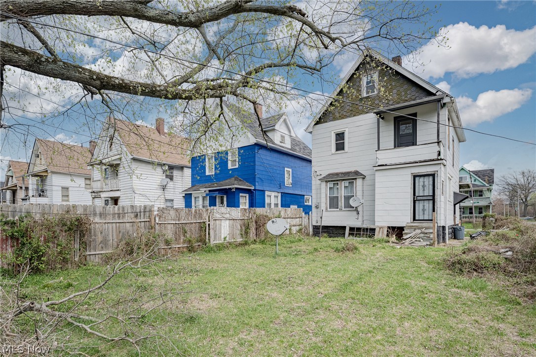 1484 E 135th Street East Cleveland OH 44112