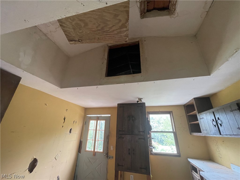5012 S Ridge Road Geneva OH 44041