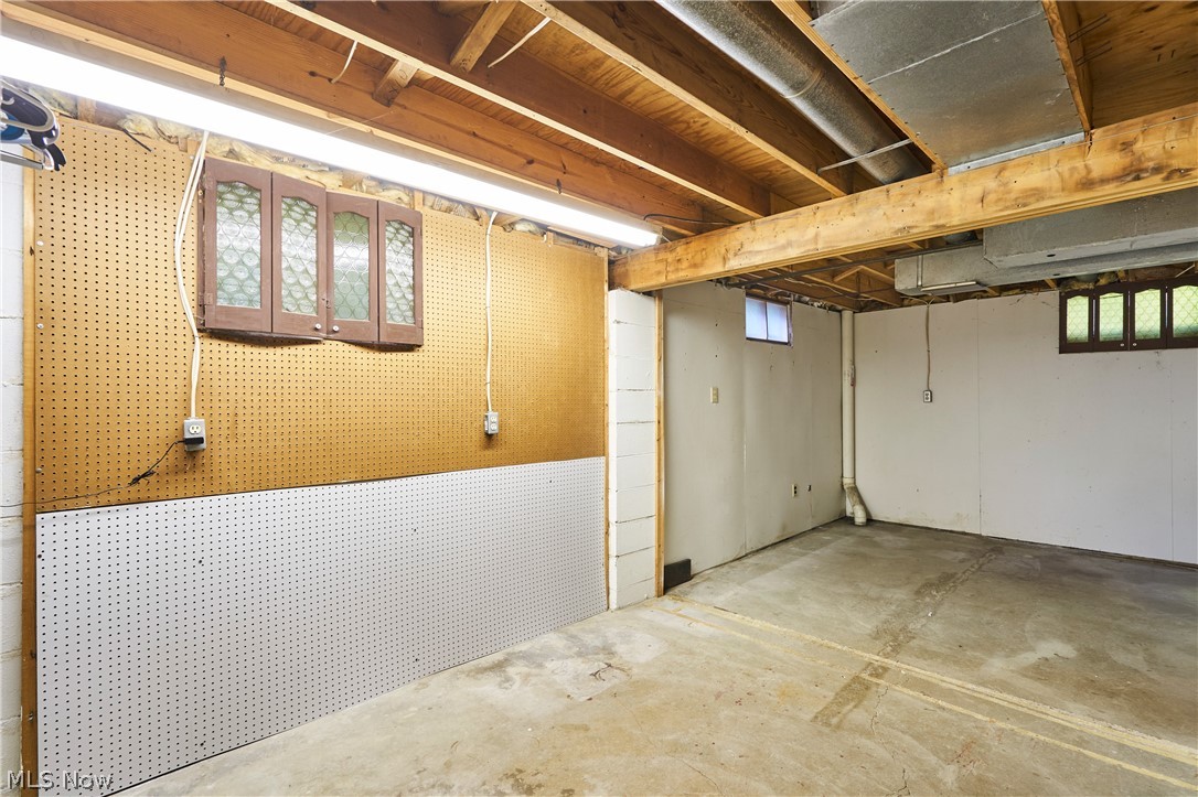 2808 Lynne Road Green OH 44312