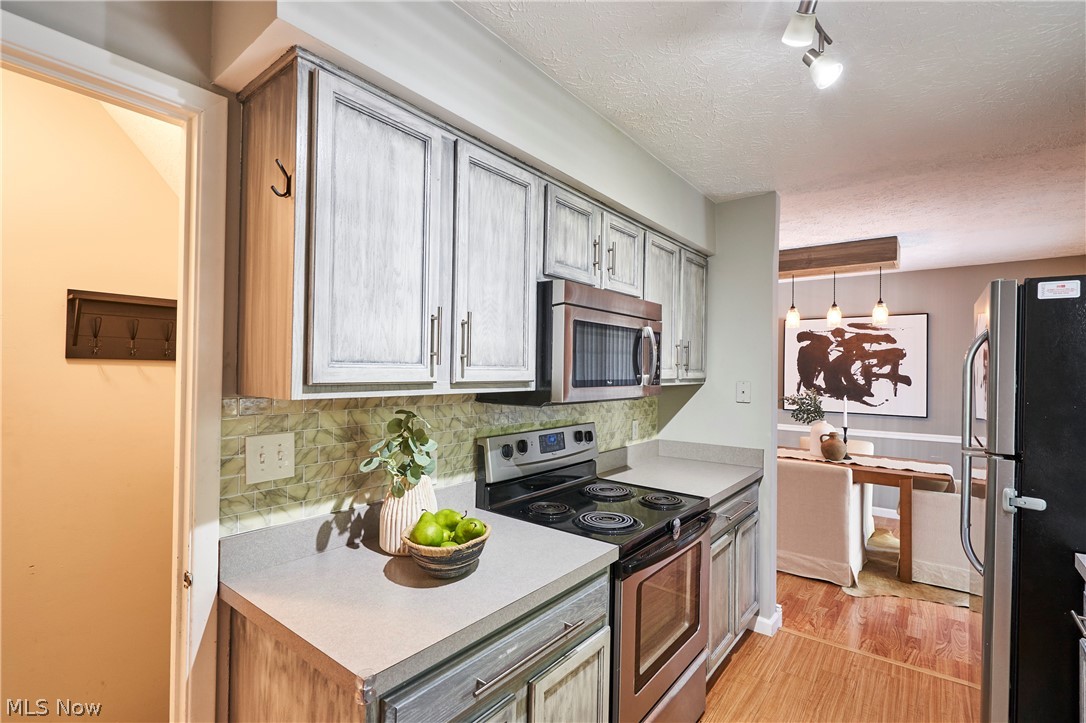 2808 Lynne Road Green OH 44312