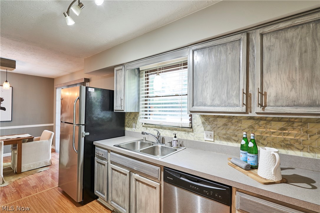 2808 Lynne Road Green OH 44312