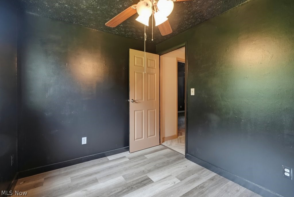 579 Willow Drive SE Warren OH 44484