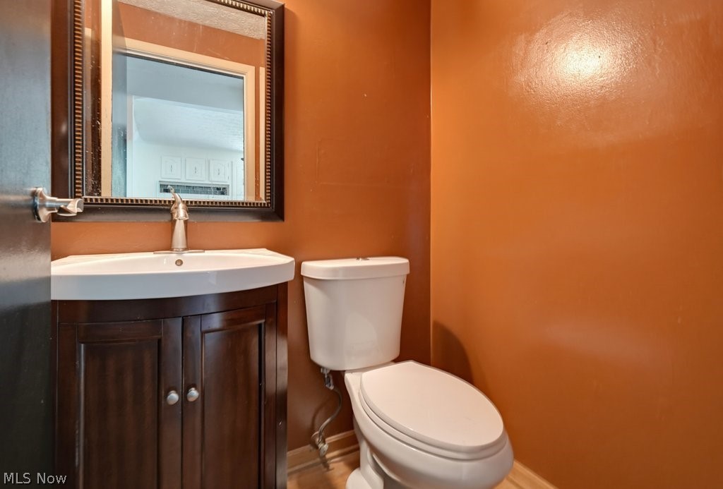 579 Willow Drive SE Warren OH 44484