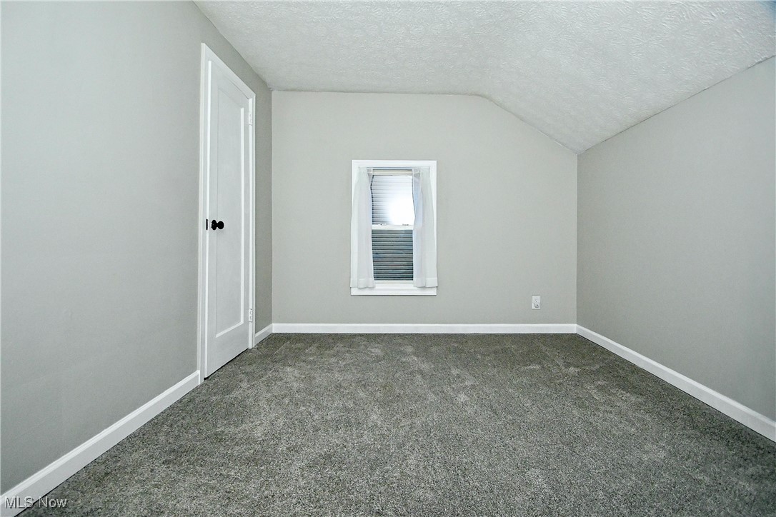 542 Montgomery Street Akron OH 44305