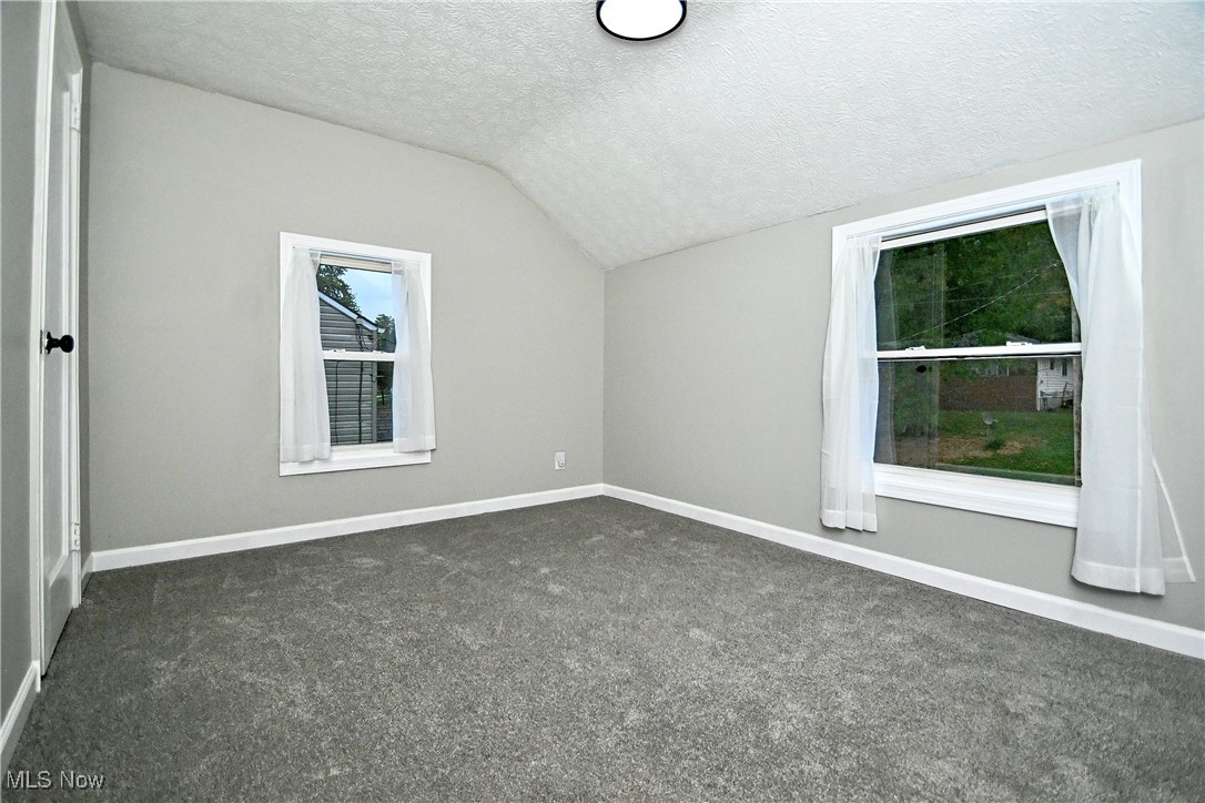 542 Montgomery Street Akron OH 44305