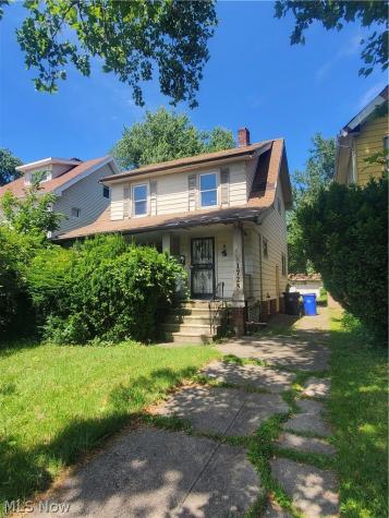 1725 Wickford Road Cleveland OH 44112
