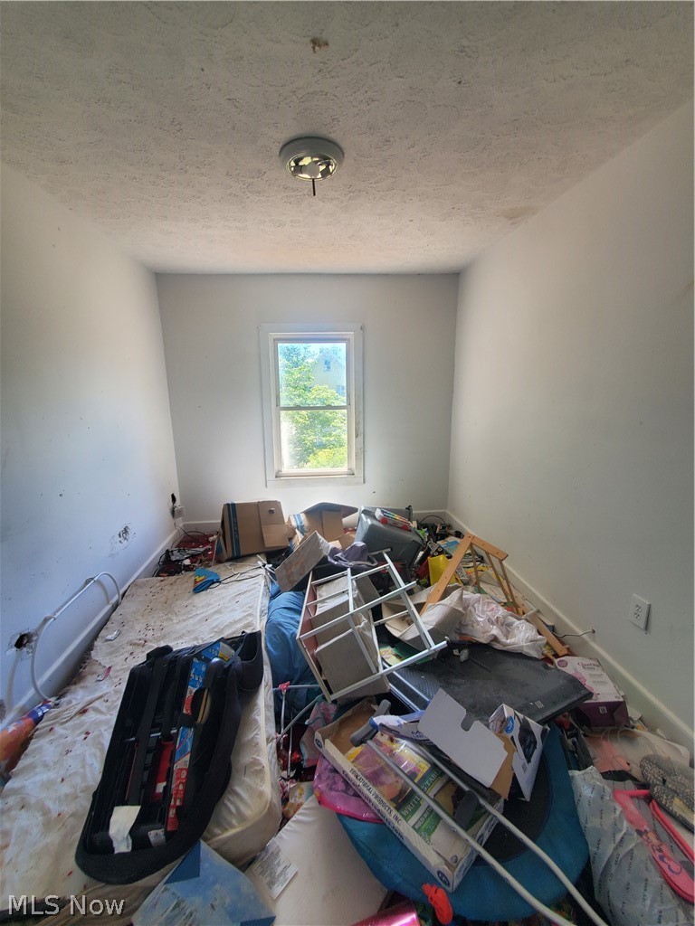 1725 Wickford Road Cleveland OH 44112