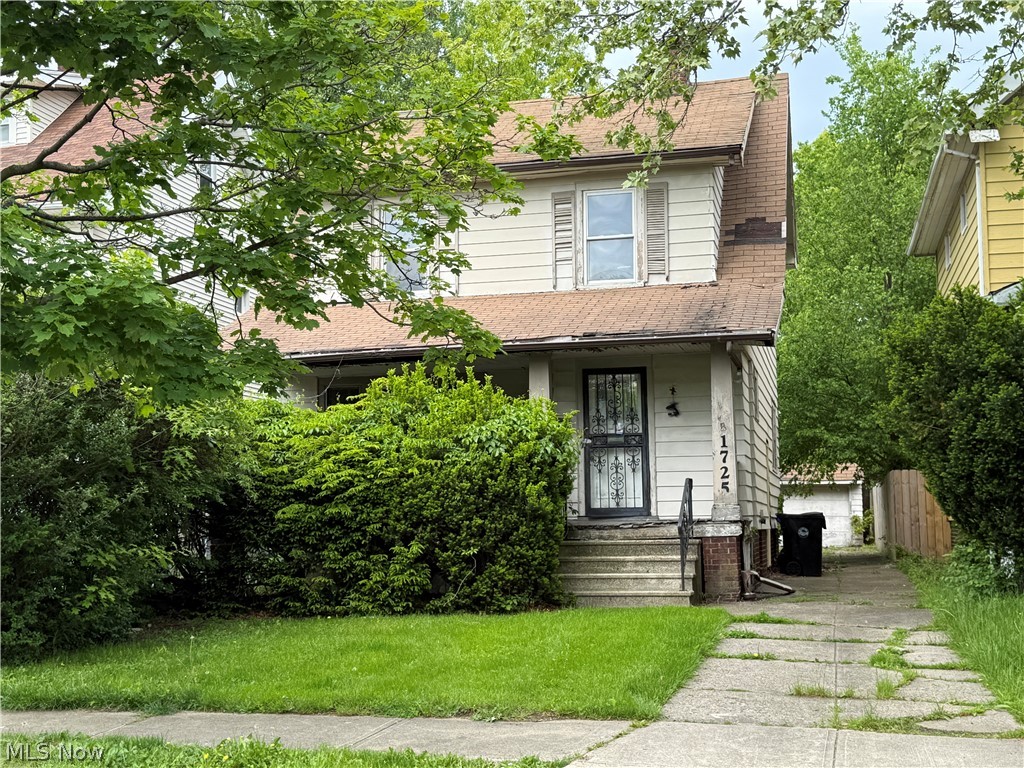 1725 Wickford Road Cleveland OH 44112