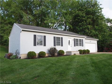 1422 Woodlawn Avenue NW Canton OH 44708