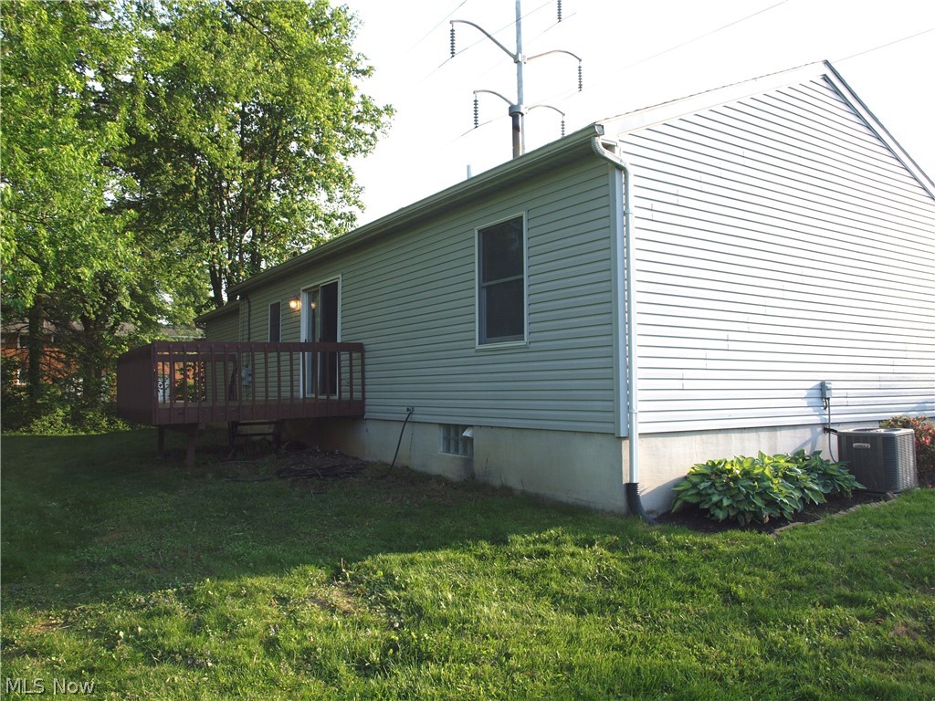 1422 Woodlawn Avenue NW Canton OH 44708