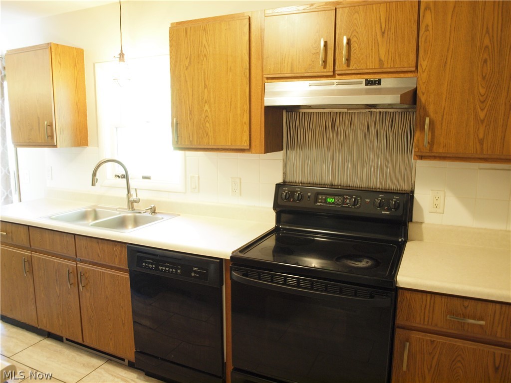 1422 Woodlawn Avenue NW Canton OH 44708
