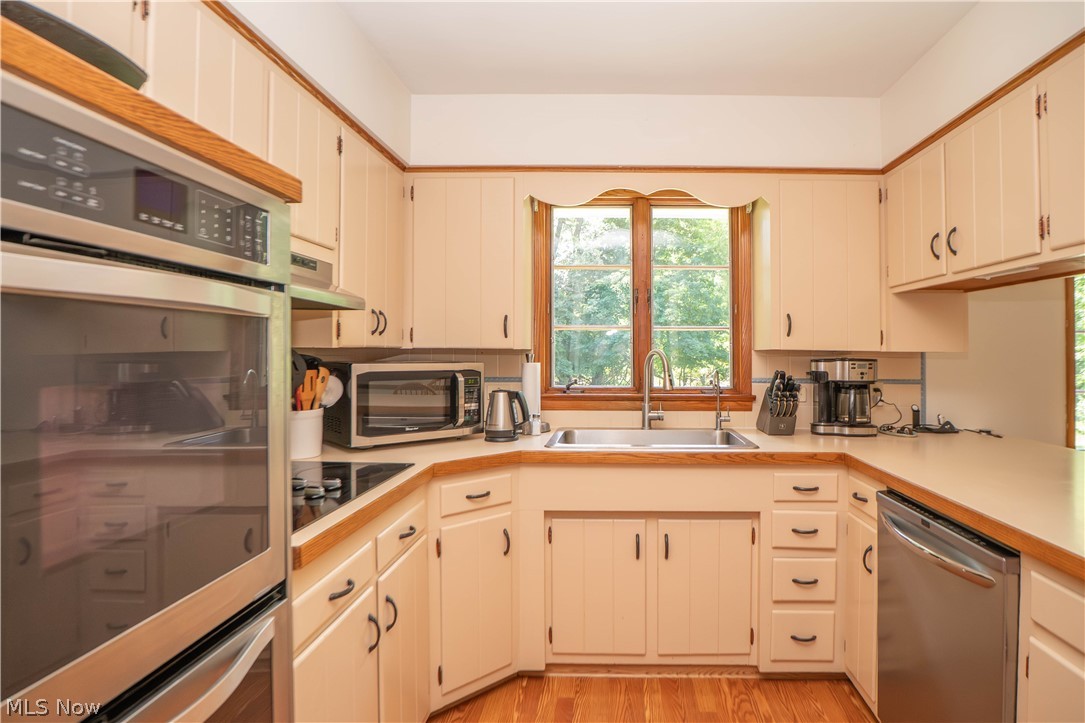 10340 Persimmon Street NW Canal Fulton OH 44614