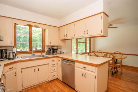 10340 Persimmon Street NW Canal Fulton OH 44614