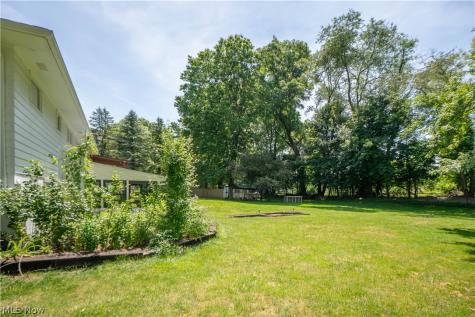 10340 Persimmon Street NW Canal Fulton OH 44614