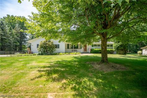 10340 Persimmon Street NW Canal Fulton OH 44614