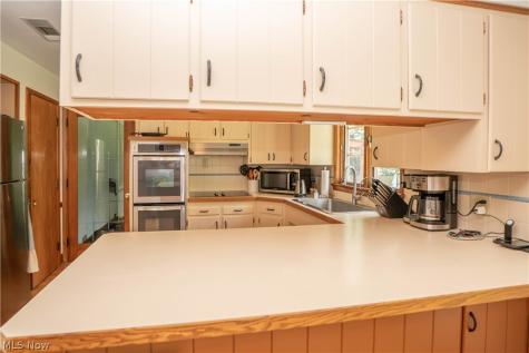 10340 Persimmon Street NW Canal Fulton OH 44614